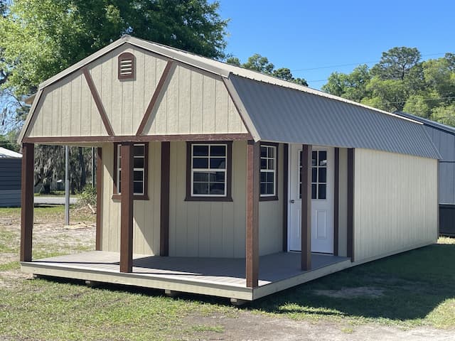 Deluxe Lofted Barn Cabin 12 x 32
