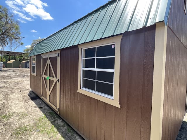 Side Lofted Barn 10 x 24